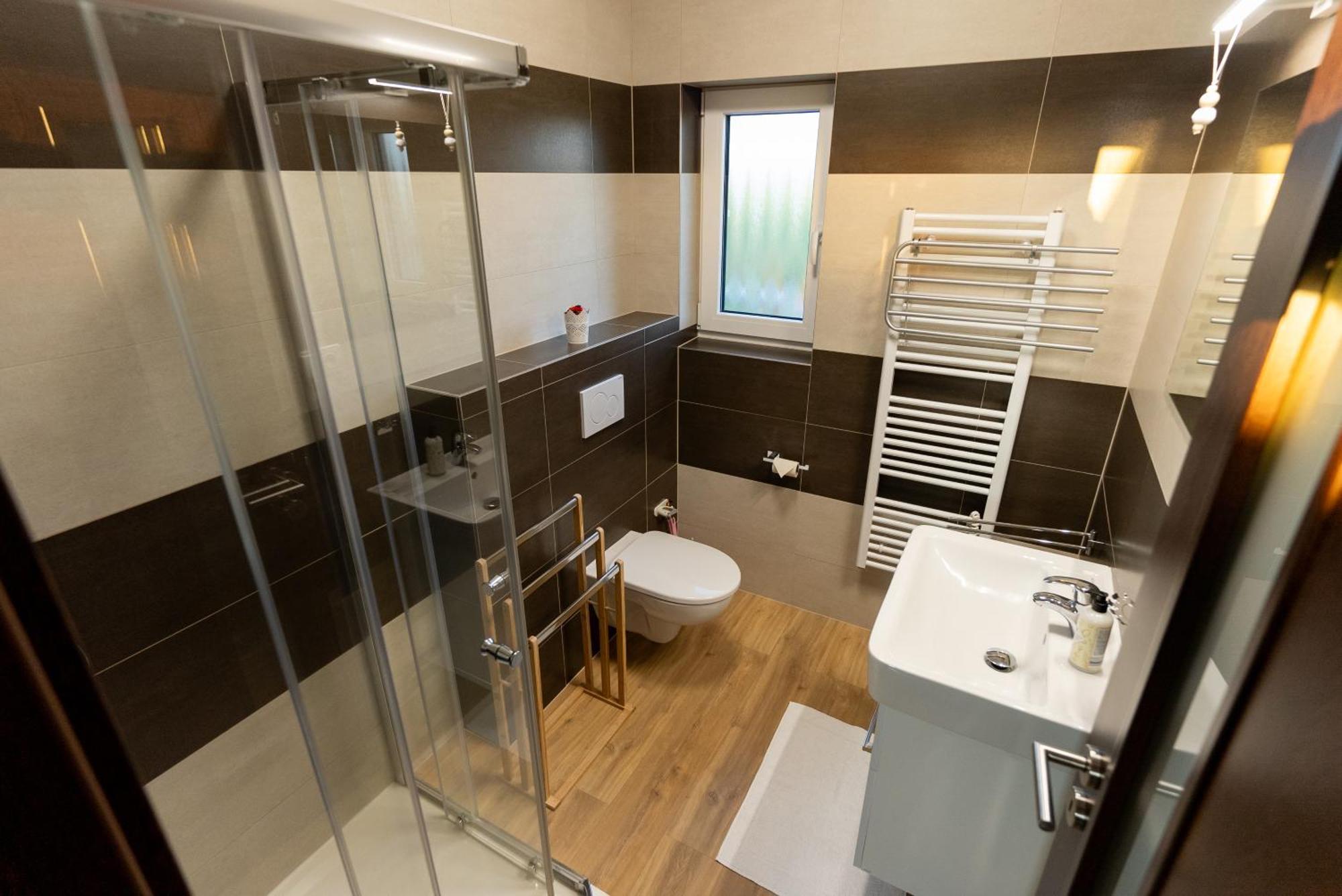 Apartmany Kohoutek A Slepicka V Novohradskych Horach Nové Hrady Exteriör bild